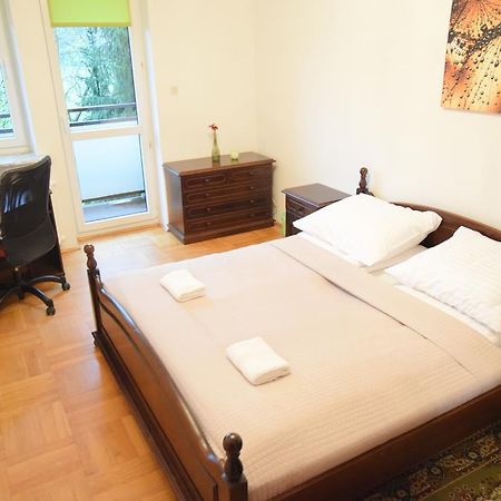 Elegant Apartment Stadion Narodowy Warsaw Luaran gambar